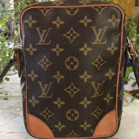 💖SOLD💖 Louis Vuitton Amazon pm crossbody in mono - Picture 5 of 16